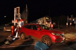 Kollision eins IC mit einem Auto am Bahnübergang in Nachrodt-Wiblingwerde